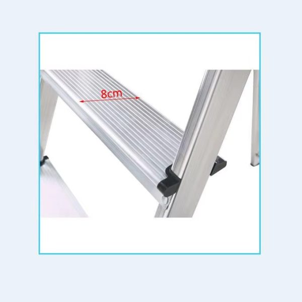 marche escabeau en aluminium