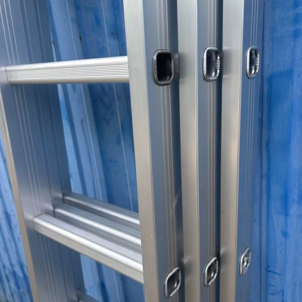 Vue du profil de l’échelle aluminium 3 plans– Solidec Maroc