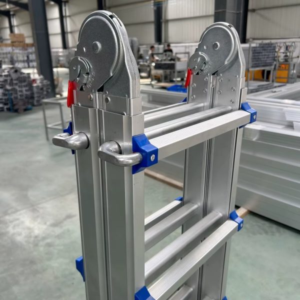 Échelle Multifonction Aluminium 4x5 – Hauteur 4.96m – Pliable et Robuste