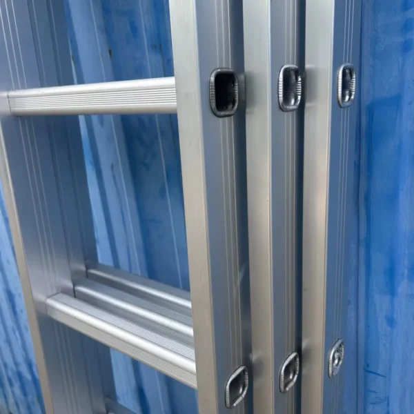 echelle-coulissante-aluminium-3-plans-profil Échelle transformable 3x7 side
