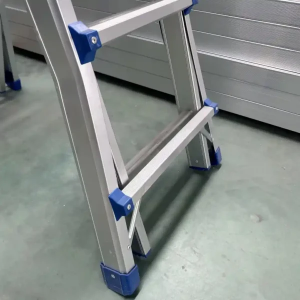 Sabots antidérapants renforcés bleus pour échelle télescopique articulée Maroc